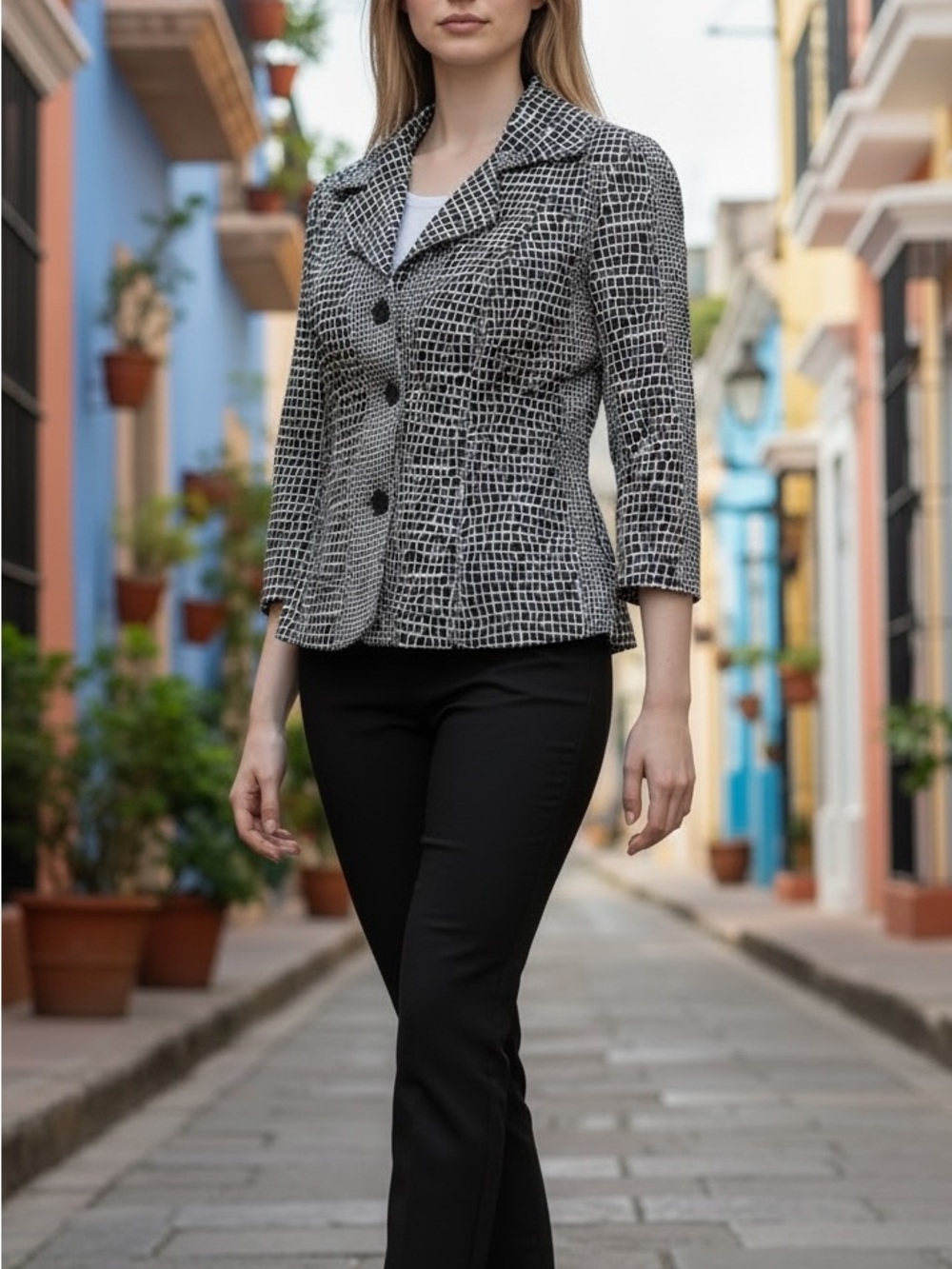 M- Sunny Taylor Women's Black & White Patterned Blazer Jacket- light ruching